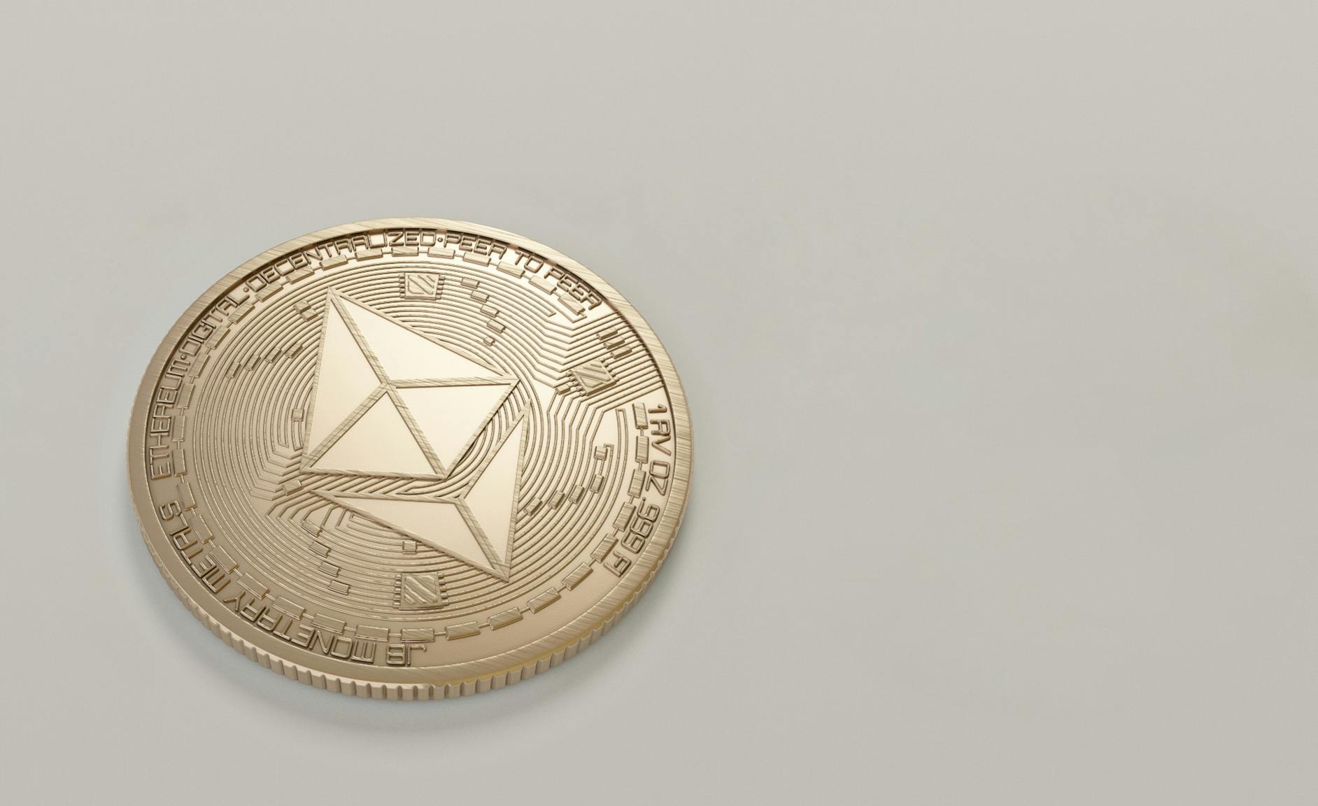 Ethereum Sees Spike In Daily Transactions While Price Momentum Gradually Fades