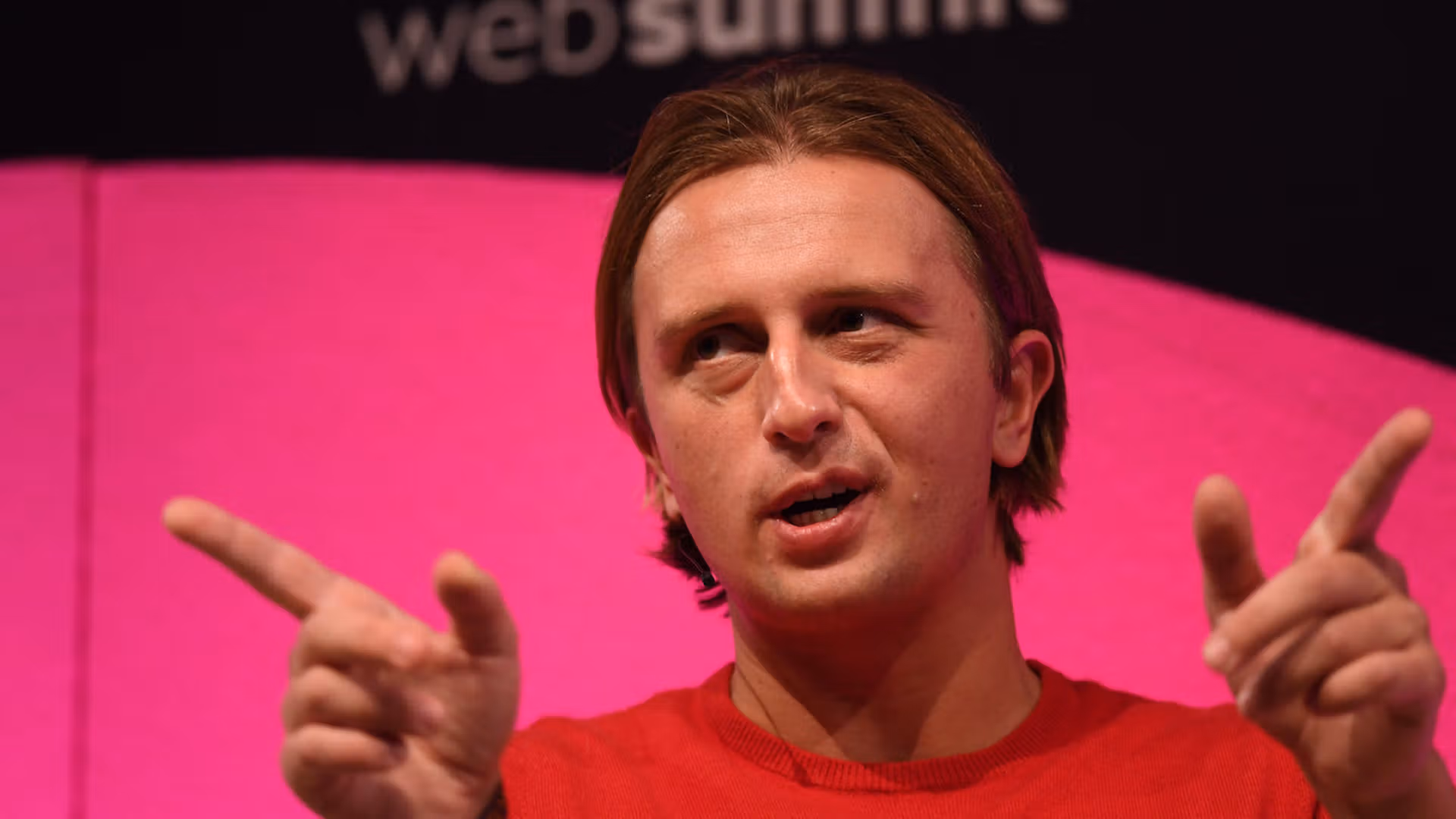 Euro stablecoins get a mainstream push as Revolut begins rolling out EURR in Europe