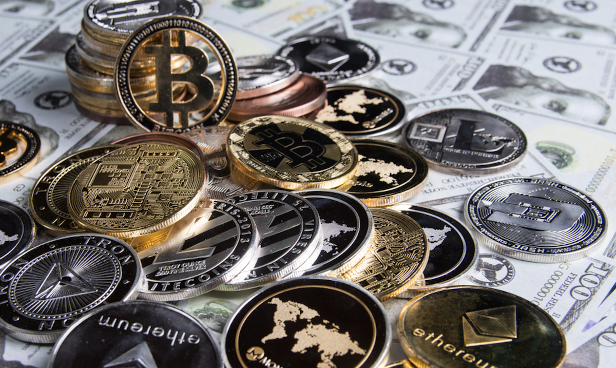 Ex-CFTC Chair Says Clarity Act Will Help Banks