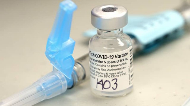 FDA advisers urge targeting JN.1 strain in fall's COVID vaccines