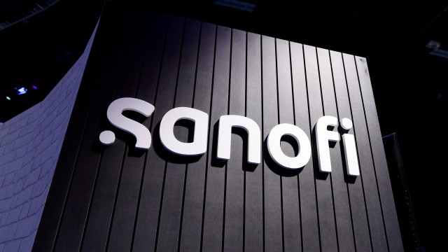 FDA extends deadline, requests more data on Sanofi's Dupixent for treating 'smoker's lung'