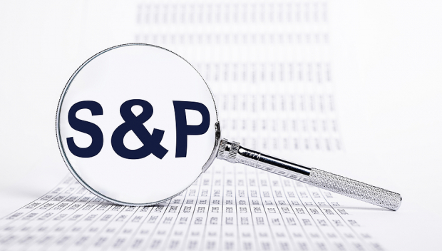 Fed Signals More Easing: Can S&P 500 ETFs Rally Further?