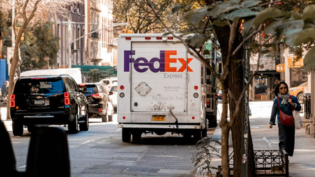 FedEx Earnings Report | Closing Bell