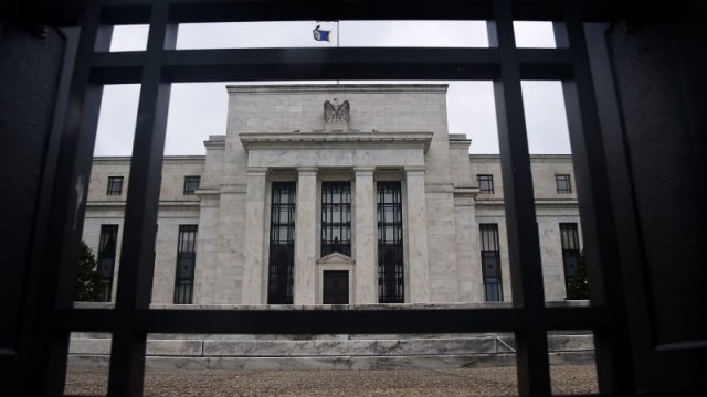 Fed's $7.3 trillion balance sheet is worrying the world's largest asset manager. Here's why.