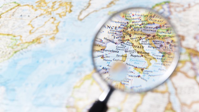 FEZ: Diversified European Large-Cap ETF, Cheap Valuation
