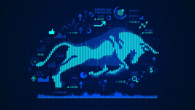 Finding Fantastic Momentum Stocks to Buy this Summer