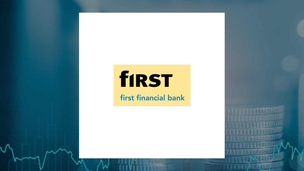 First Financial Bancorp. $FFBC Stock Holdings Reduced by QRG Capital Management Inc.
