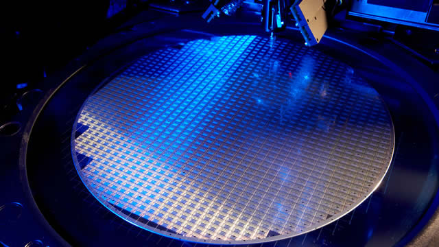 First Solar Gains 56% in a Month: How Should You Play the Stock?