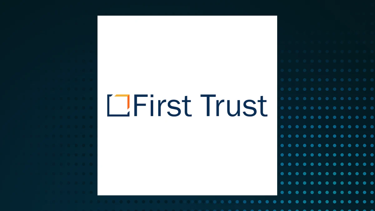 First Trust Nasdaq Oil & Gas ETF $FTXN Stock Acquired by NewEdge Advisors LLC