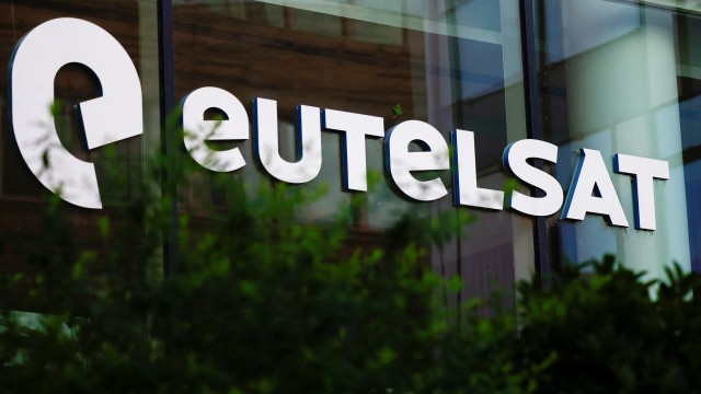 Foto von Fixed satellite service provider Eutelsat agrees $500 mln partnership deal with Intelsat