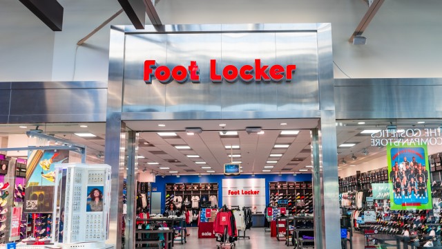 Foot Locker stock pops 15% on Q1 earnings