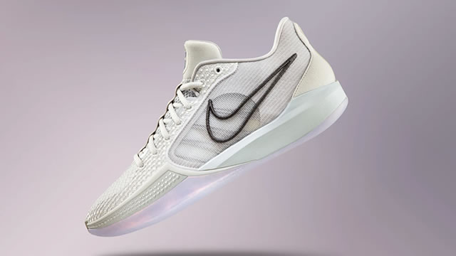 Footwear Demand Cools: Can NIKE Keep Its Lead in the Sneaker Game?