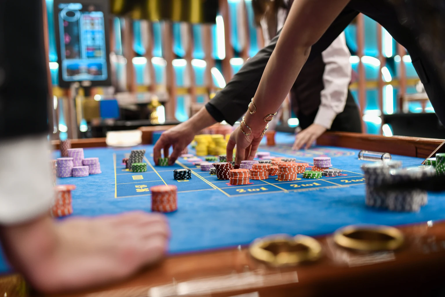 From Hold To Gold: Why MGM Resorts' Twin Engines Make This Dip A Buy (Upgrade)