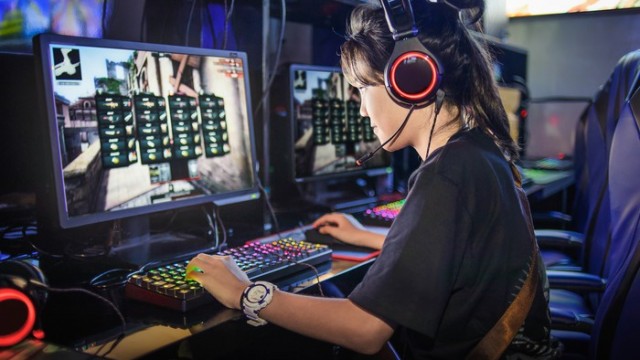 GameStop Reschedules Annual Shareholder Meeting After Server Crashes From High Interest: What Investors Should Know