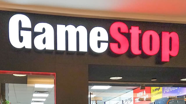 GameStop Sales Fall Amid Continued Retail Troubles, Bitcoin Value Decline