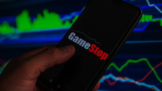 GameStop shares fall after it files to sell securities, says first quarter sales declined