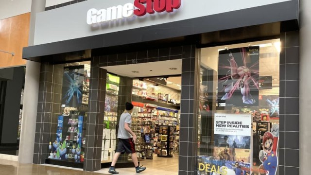 GameStop shares rally ahead of annual shareholder meeting