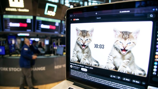 GameStop tanks with huge volume in the call options owned by 'Roaring Kitty'