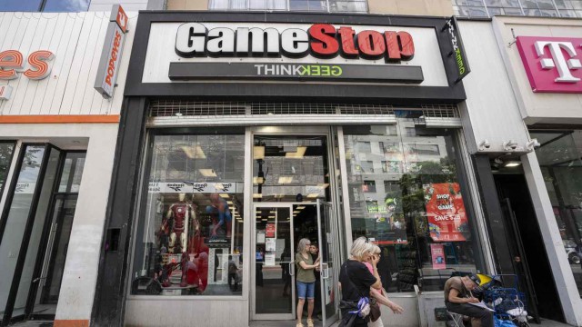 GameStop's Speedy Stock Sale May Have Been Helped by 'Roaring Kitty'