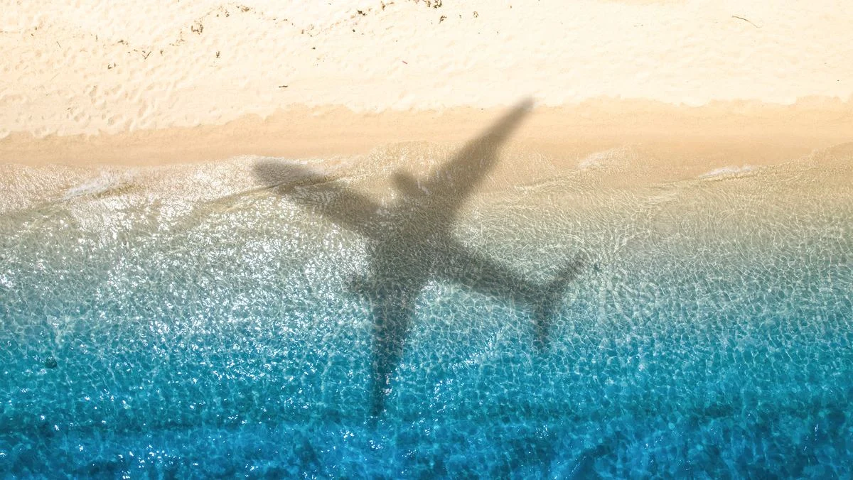 Get as Much as $1,750 Toward Your Next Trip: Best Credit Card Bonuses This Week, Oct. 24, 2026