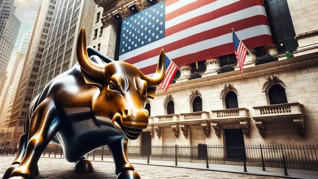 Gold futures shine bright with a strong gain, forming a "3 river morning star"