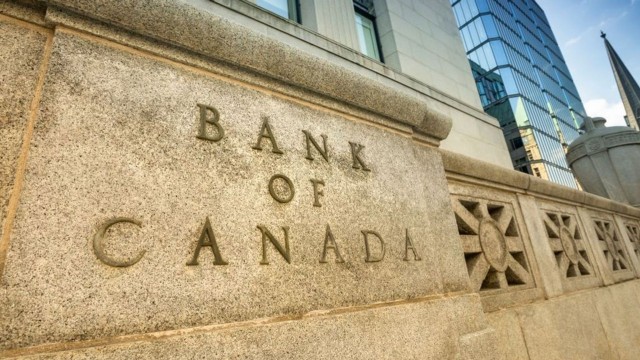 Gold prices jump against loonie as Bank of Canada cut rates by 25 basis points