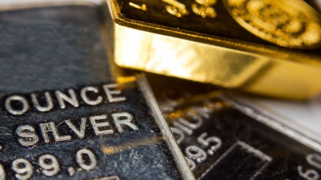 Gold prices recover as equities stabilize, silver and platinum face further downside risk – FX Empire's Zernov