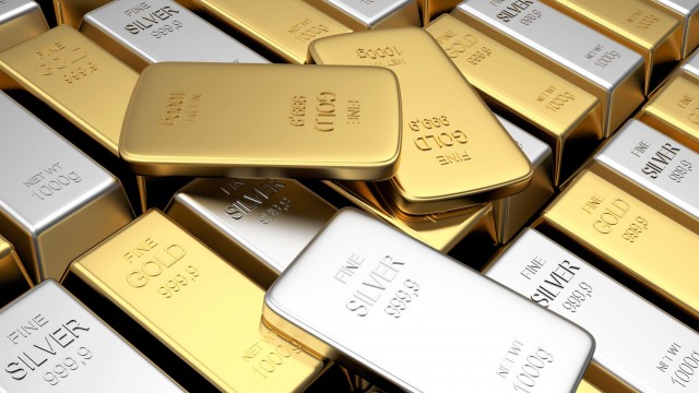 Gold, silver prices benefit from weaker U.S. dollar