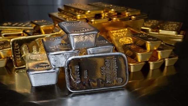 Gold, silver see modest price gains on friendly outside-market forces