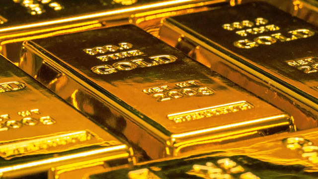 Gold Soars to Fresh Highs as Regional Risks Rise