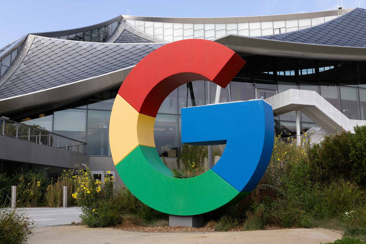Google Parent Alphabet Just Hit a Major Revenue Milestone. Its Stock is Jumping