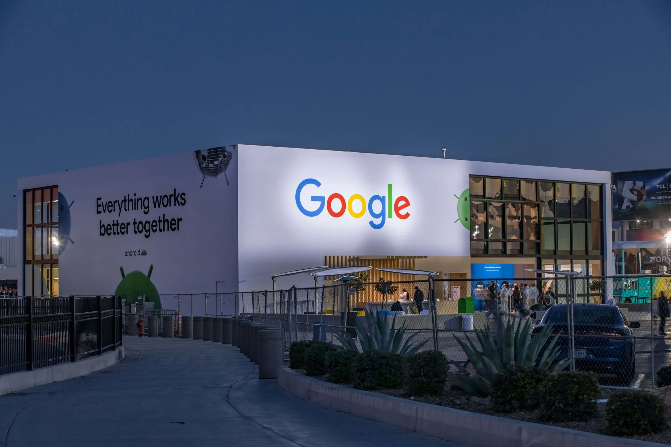 Google Quantum Cuts Errors 40-Fold: Is Bitcoin Ready?