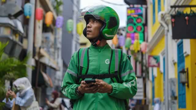 GRAB Q2 Earnings Surpass Estimates, Increase Year Over Year