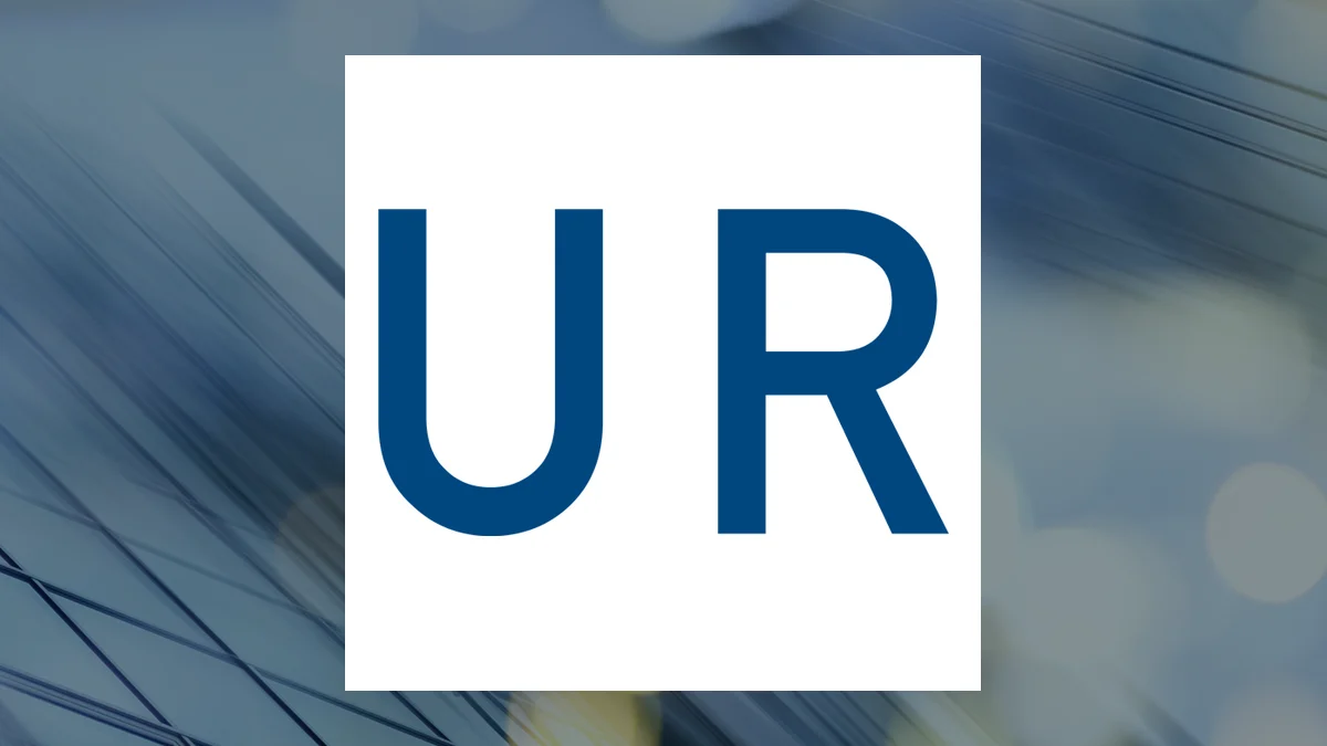Greif (NYSE:GEF) CFO Lawrence Hilsheimer Sells 20,254 Shares