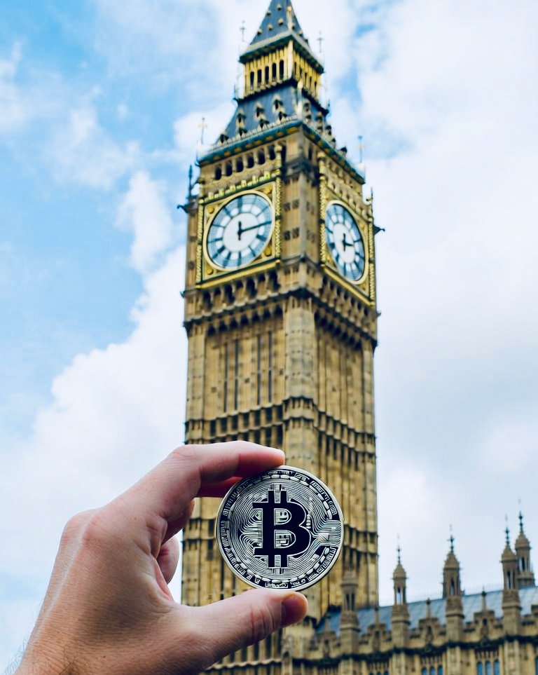 Hargreaves Lansdown Opens Bitcoin and Ethereum ETNs to Qualified UK Investors