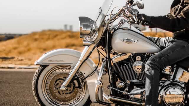 Harley-Davidson (HOG) is a Top-Ranked Value Stock: Should You Buy?
