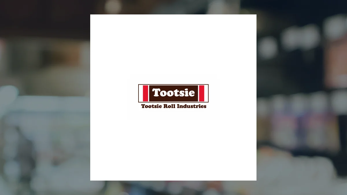 Head-To-Head Comparison: Tootsie Roll Industries (NYSE:TR) vs. Australian Oilseeds (NASDAQ:COOT)
