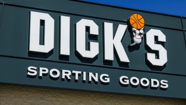 Here's How DICK'S Sporting (DKS) Looks Ahead of Q1 Earnings