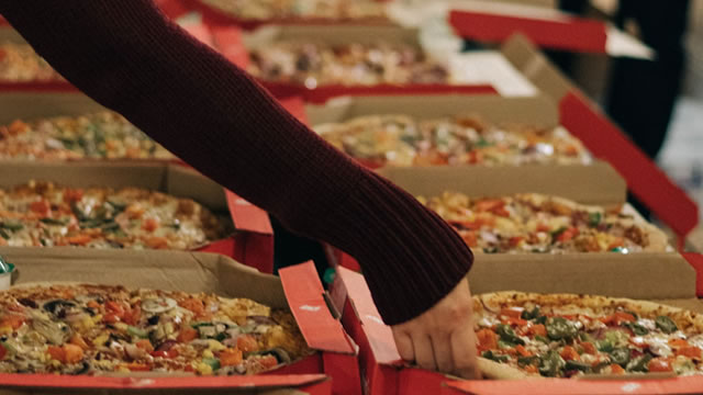 Here's How Domino's Pizza Shares Can Hit $550 in 2026