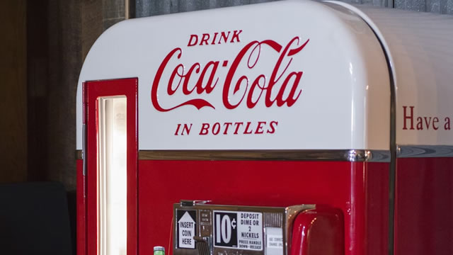 Here's How Many Shares of Coca-Cola You'd Need for $30,000 in Yearly Dividends. (Spoiler: It's a Lot.