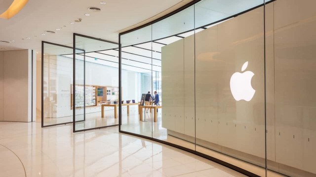 Here's when Apple stock could hit $200