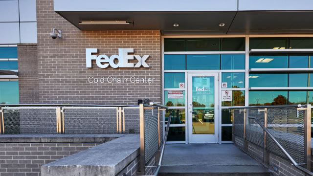 Here's Why FedEx (FDX) is a Strong Value Stock