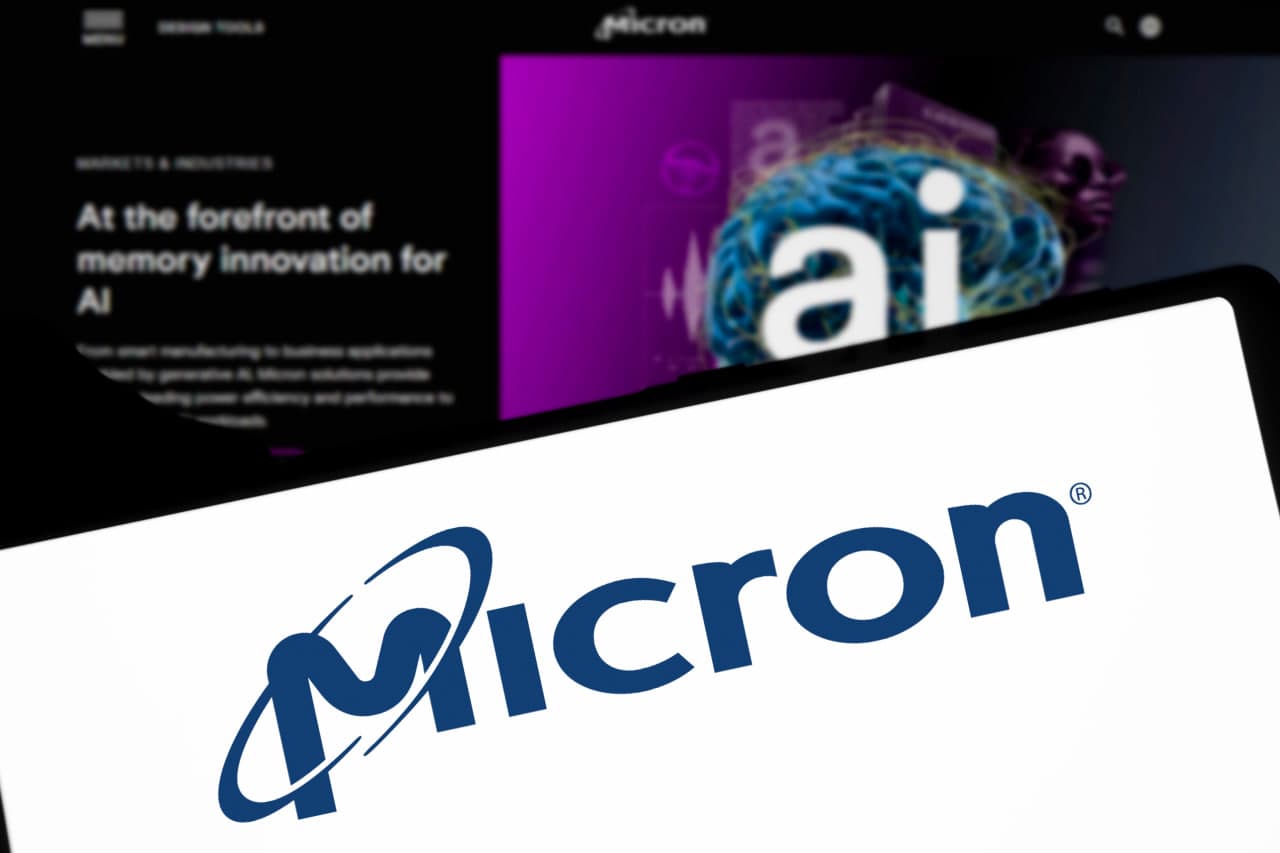 Here's why Micron stock just surged 15% in one hour