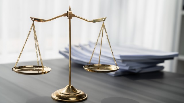 High Valuations or Not, This ETF Balances S&P 500 Exposure