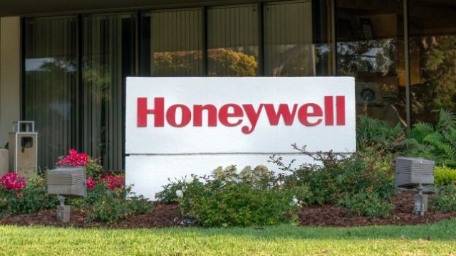 Honeywell (HON) Rides on Business Strength Amid Headwinds