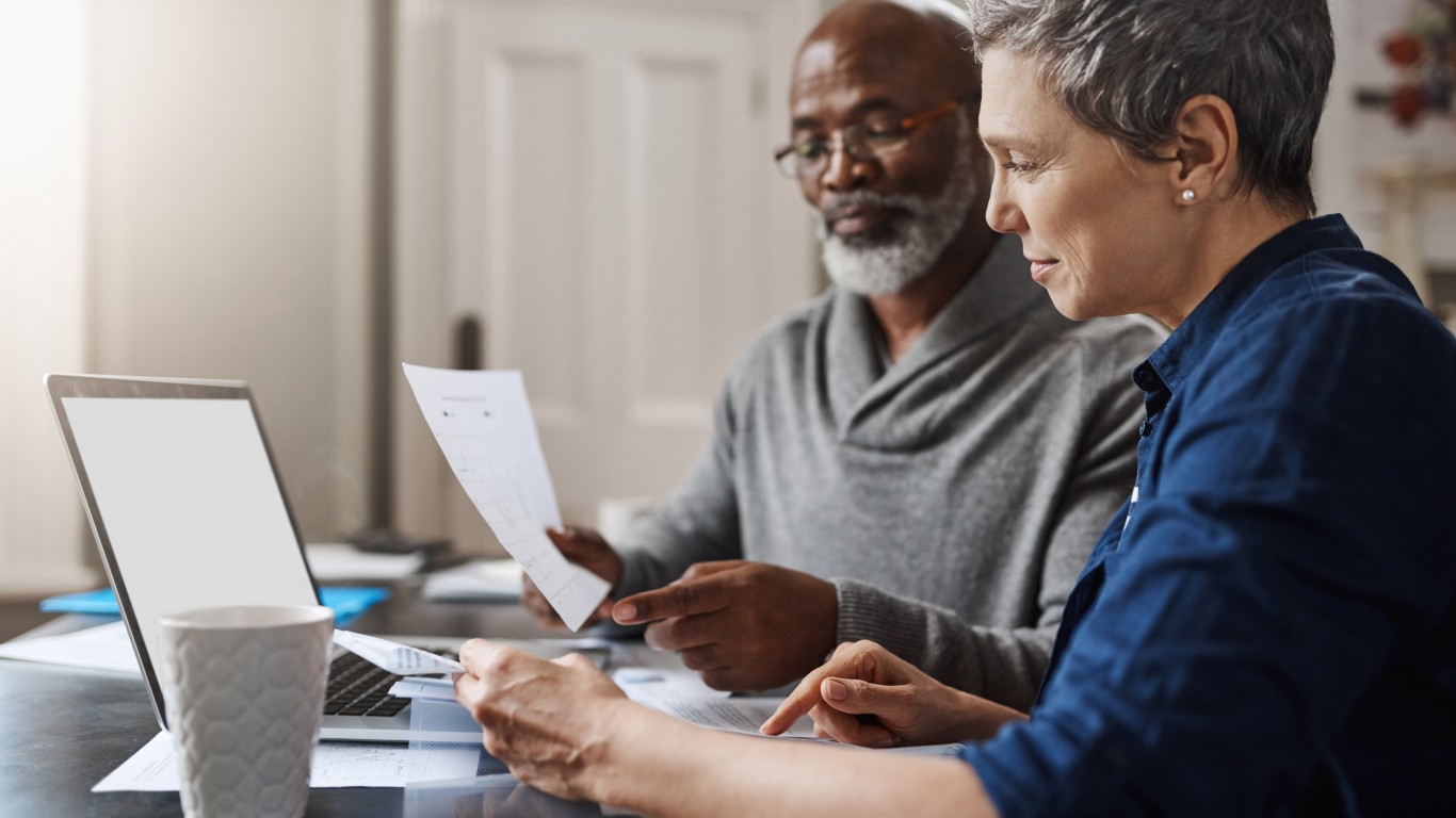 How a $10,000 Withdrawal From a $900,000 401(k) Can Make Another $8,500 of a Couple’s Social Security Taxable