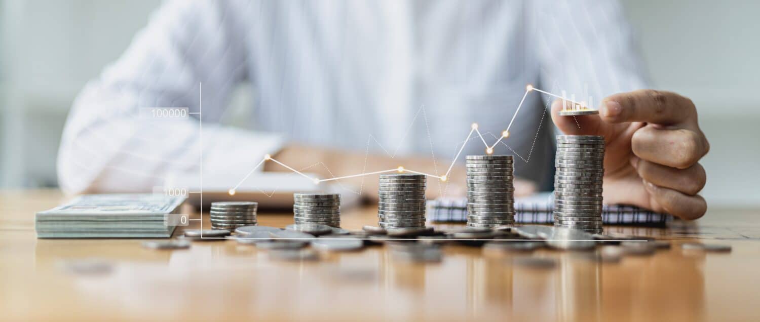 How a 52-Year-Old Can Turn $425,000 Into a Monthly Paycheck Machine by 62