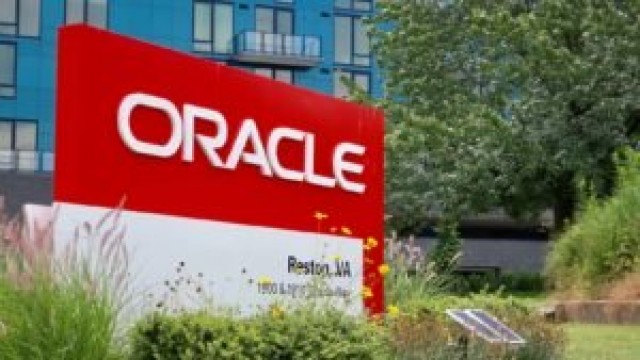 How To Earn $500 A Month From Oracle Stock Ahead Of Q4 Earnings