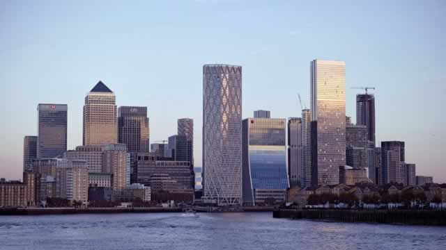 HSBC Lowers Financial Advice Fee to 1% for UK Premier Clients