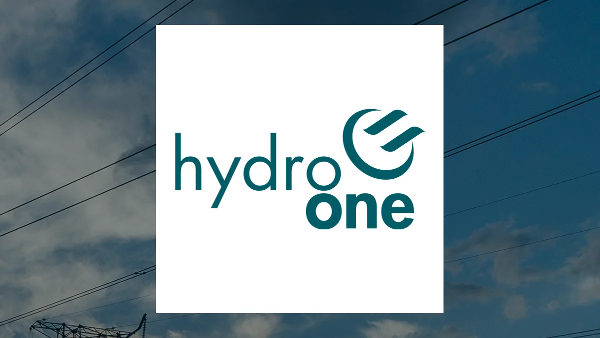 Hydro One (TSE:H) Share Price Crosses Below Fifty Day Moving Average   – Here’s What Happened